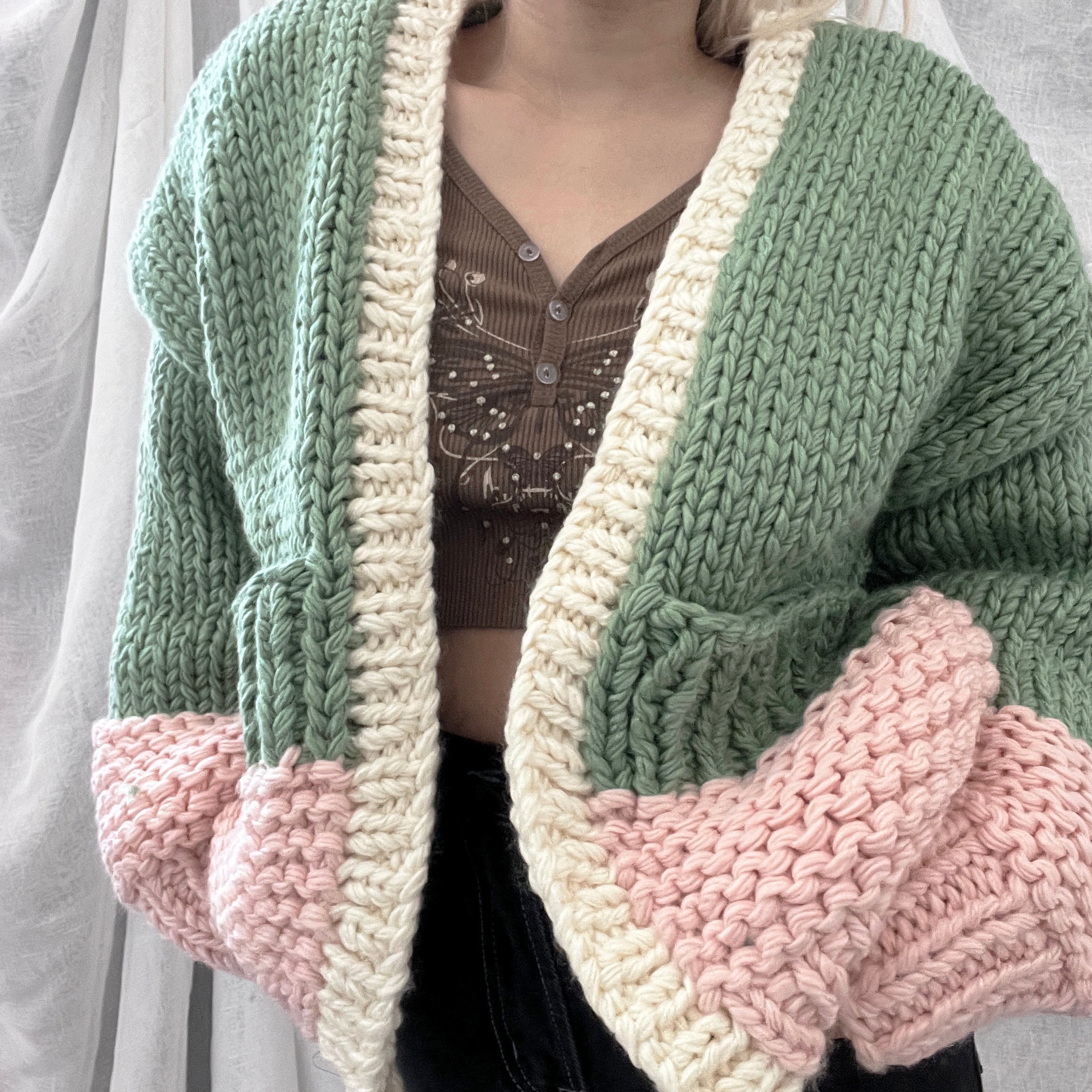 Color Blocked Hand-knit Chunky Cardigan